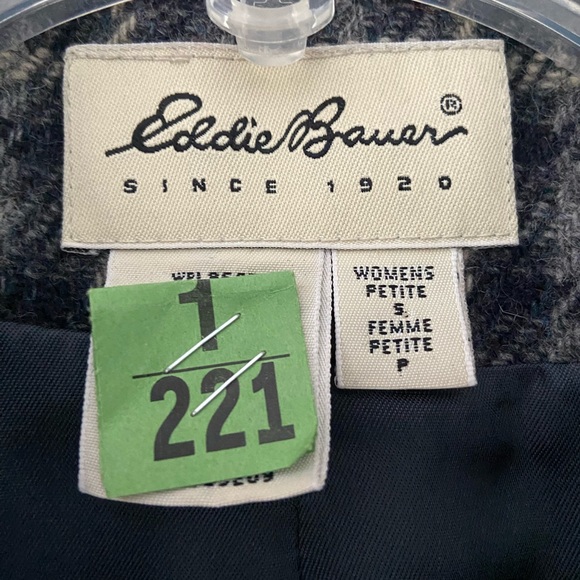 Eddie Bauer 100% wool blazer. - Picture 2 of 3